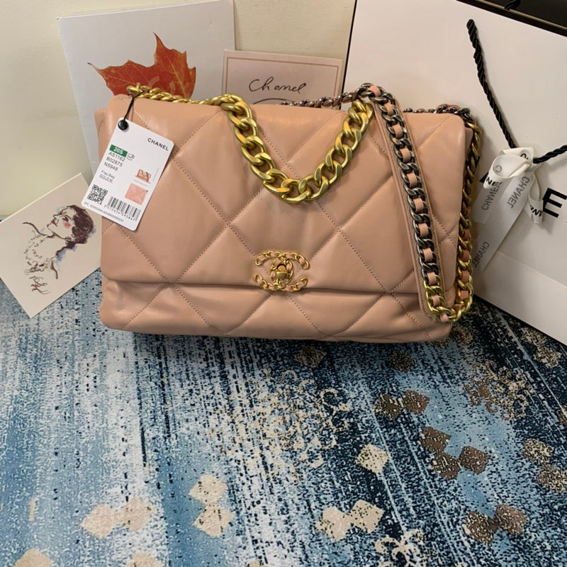 Chanel Luxury Handbag Style 576