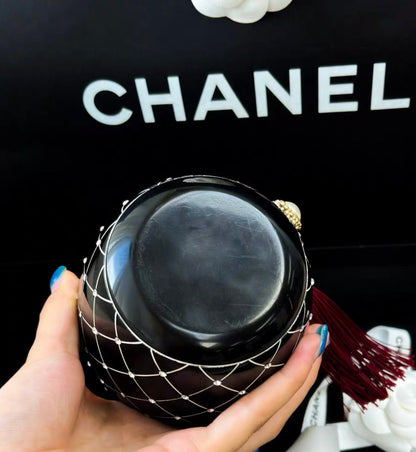 Chanel Luxury Leather Black Clutch Style 2