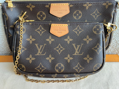 Louis Vuitton Multi Pochette Accessoires Rose Chiaro (RRP £2070)