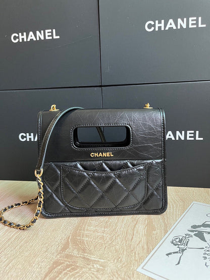 Chanel Luxury Handbag Style 174