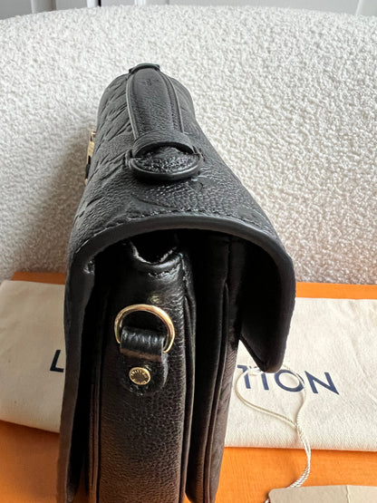 Louis Vuitton Pochette Metis Black Empreinte (RRP £2,200)