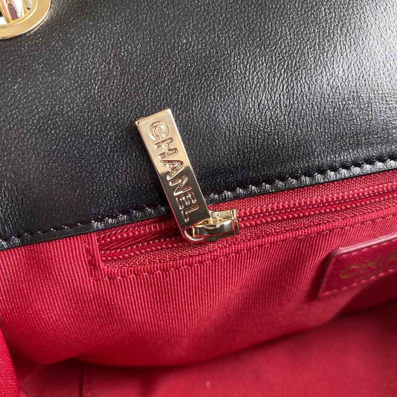 Chanel Luxury Handbag Style 632