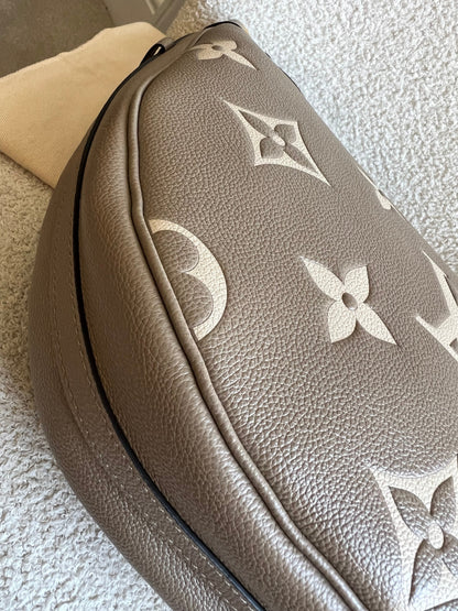 Louis Vuitton Loop Hobo Bicolour Empreinte (RRP £2440)