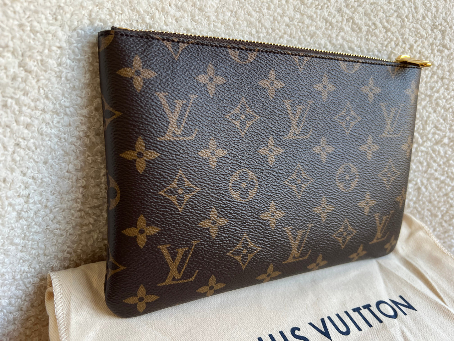 Louis Vuitton M Key Pouch Monogram (RRP £375)
