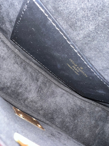 Louis Vuitton Tilsitt (RRP £1960)