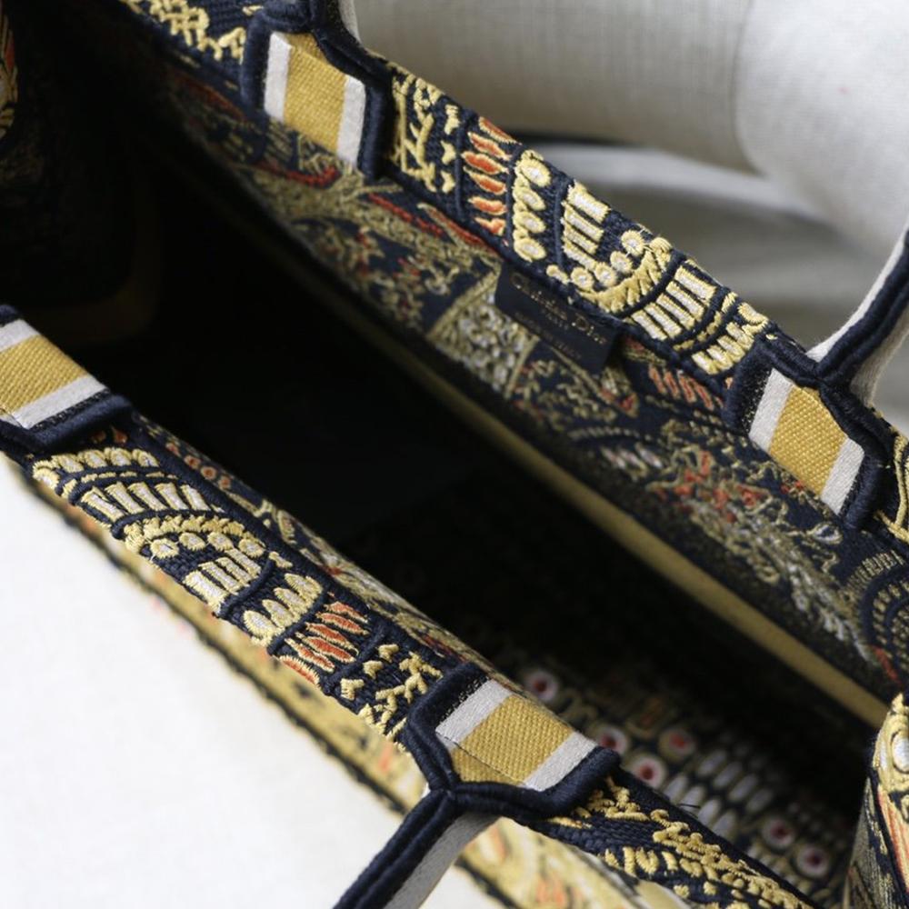 Gucci Book Tote Tote Bag
