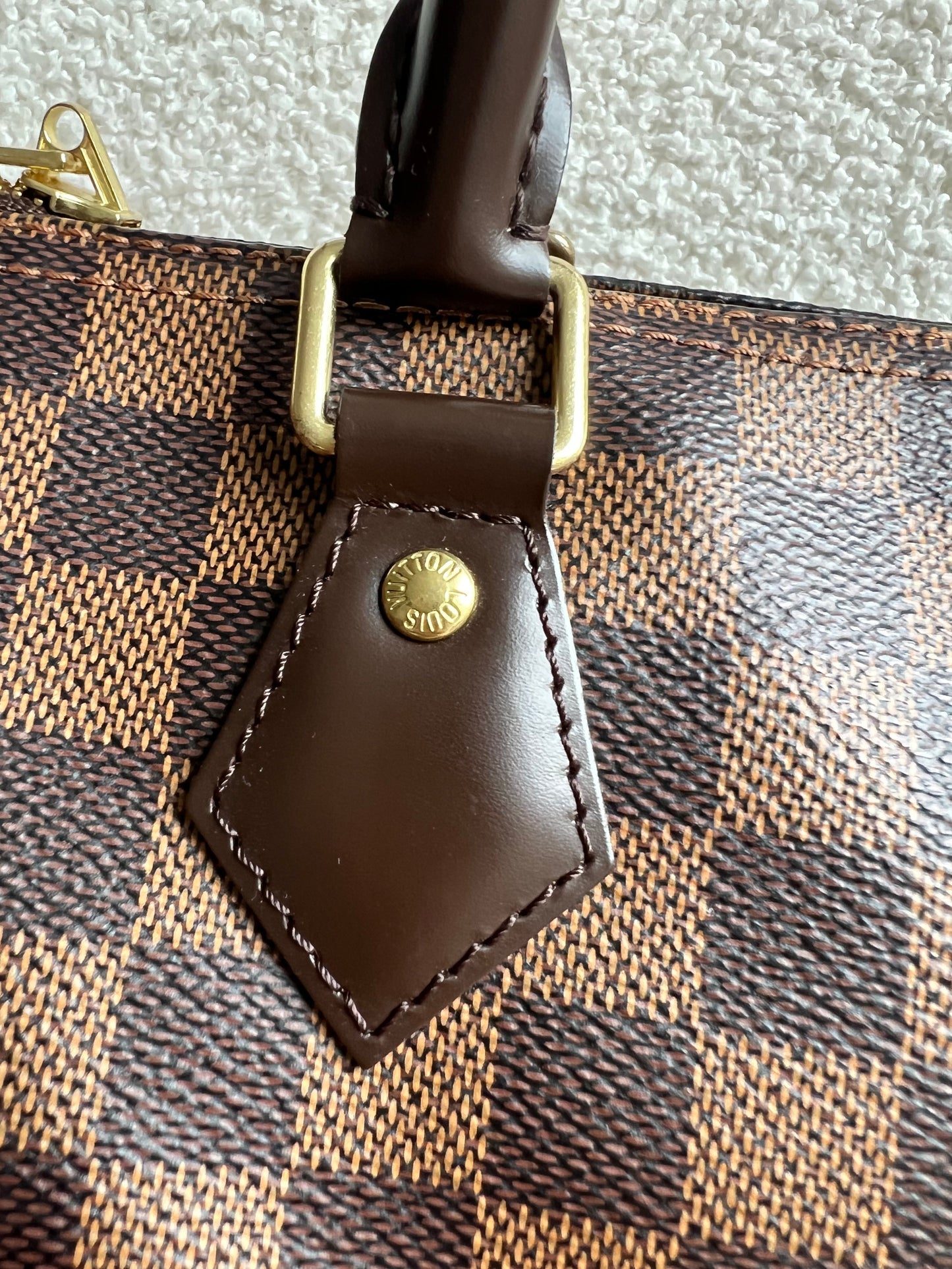 Louis Vuitton Speedy 25 Bandouliere Damier Ebene (RRP £1,470)