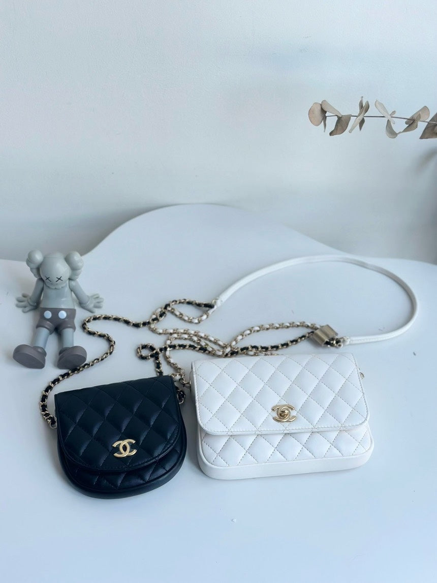 Wallet On Chain Timeless/Classique leather crossbody bag B23-18