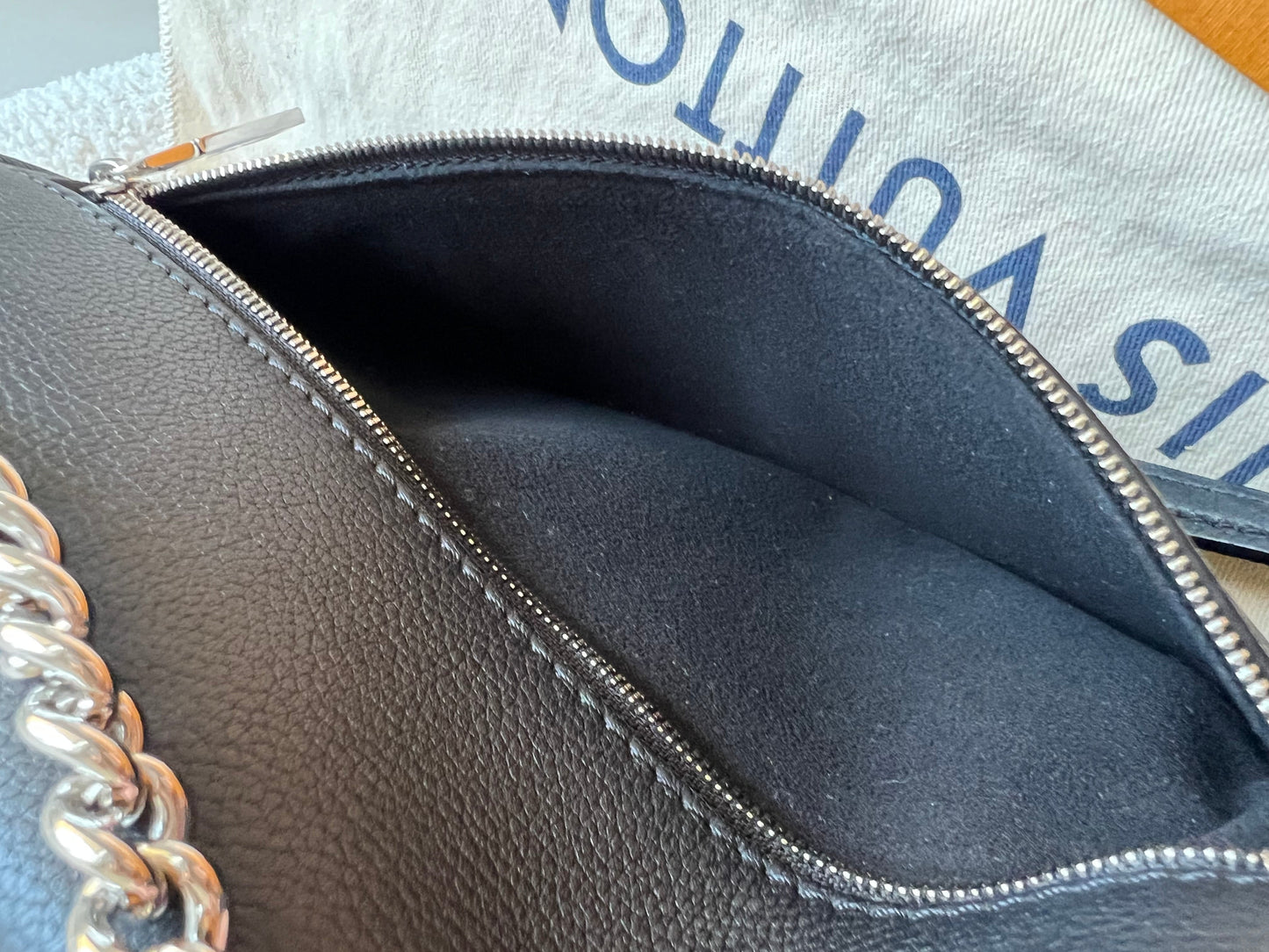 Louis Vuitton Mylockme Black (RRP £2080)