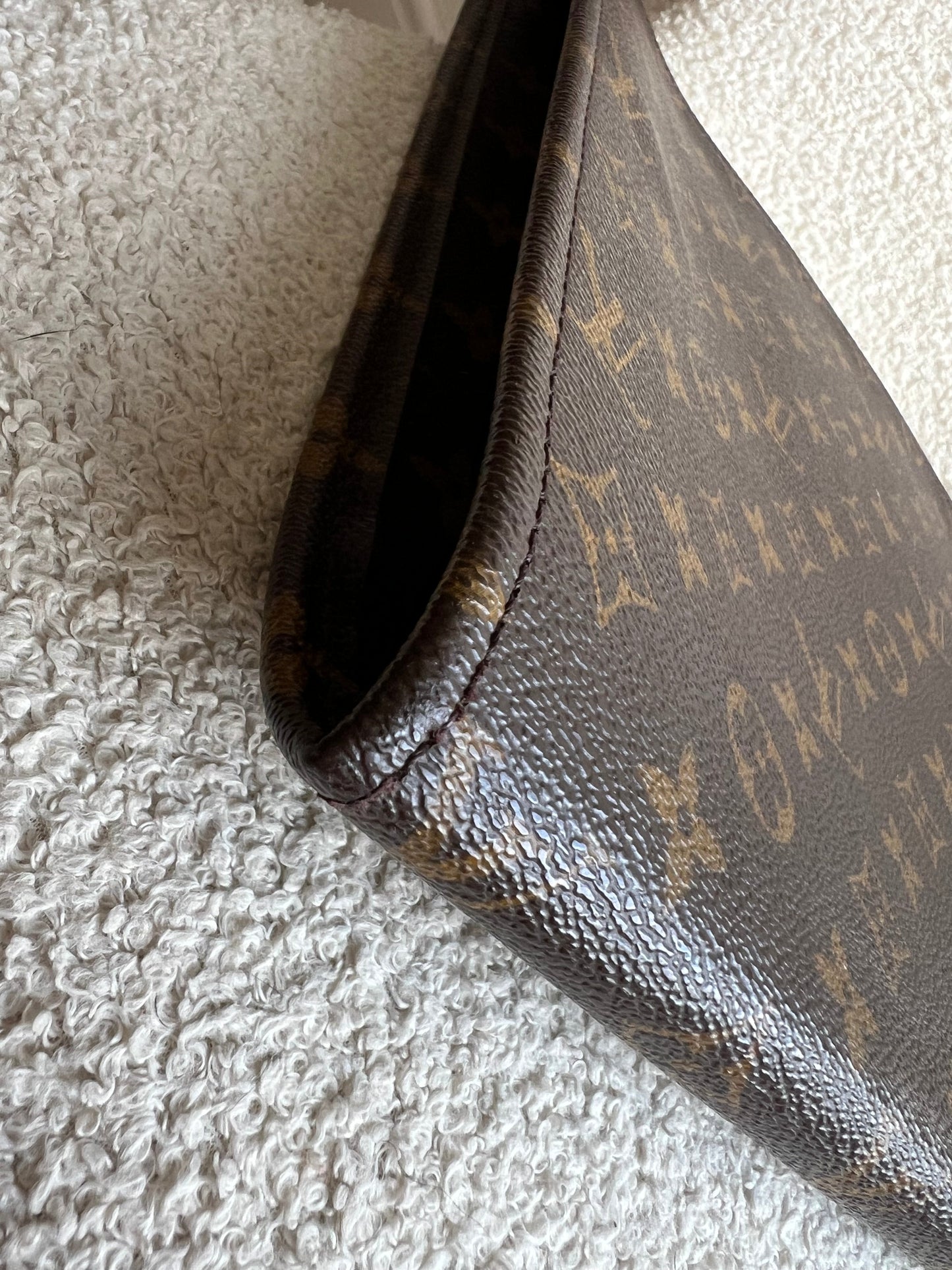 Louis Vuitton Monogram Poch Documents Portfolio Case 39