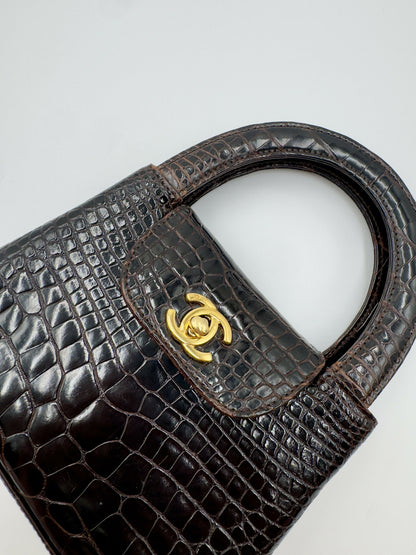 Chanel Kelly Leather Gold Shoulder Bag