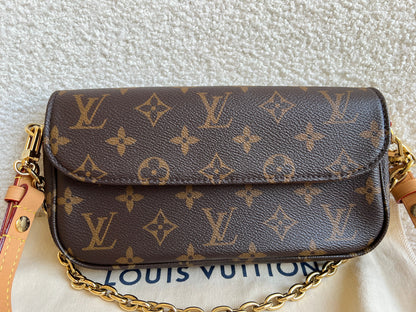 Louis Vuitton Ivy Wallet on Chain Bag Monogram Canvas (RRP £1,370)