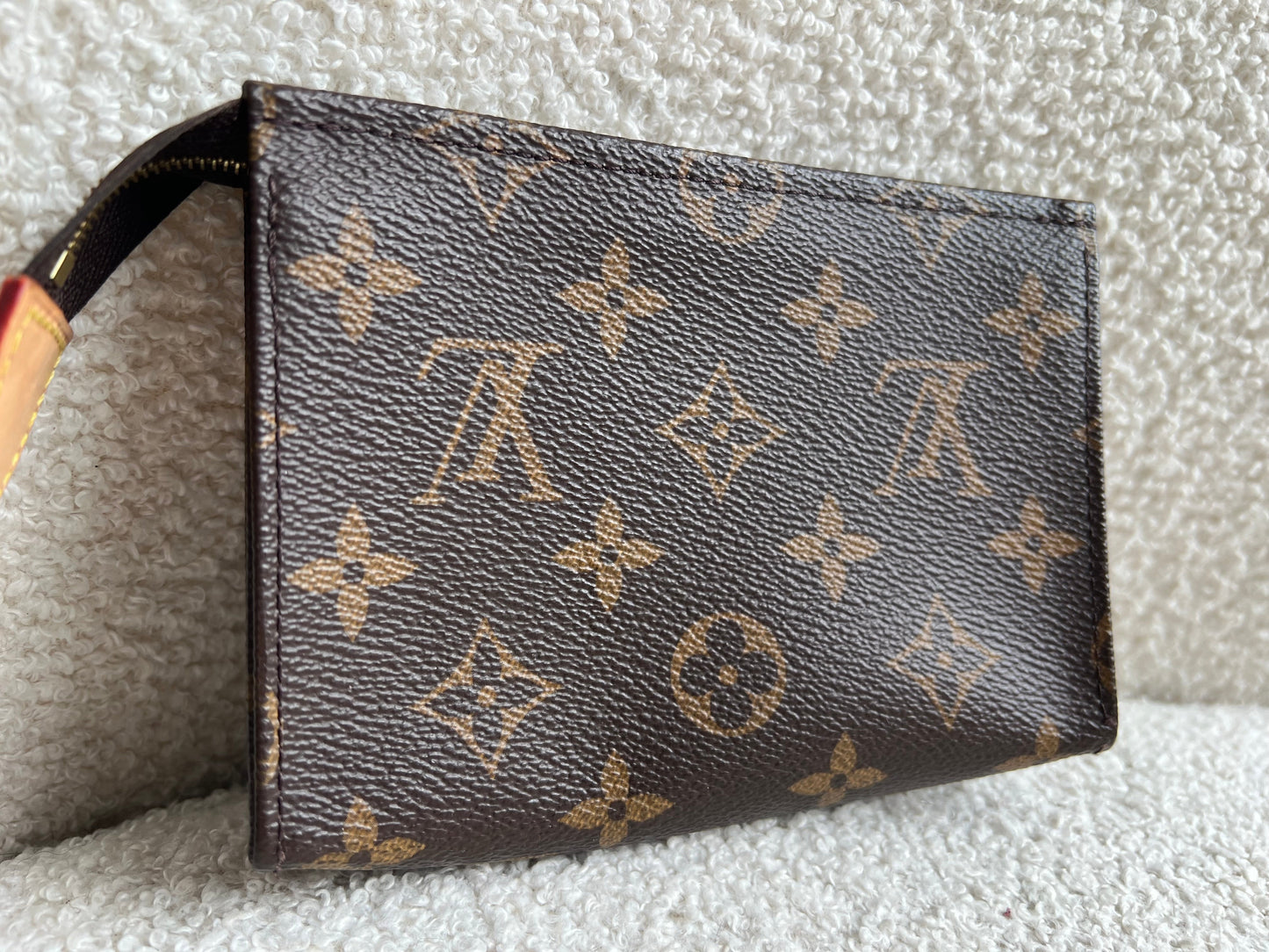 Louis Vuitton Toiletry Pouch 15 Monogram
