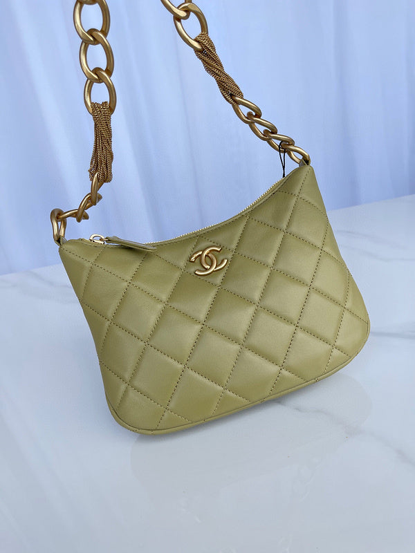 Chanel Luxury Handbag Style 375