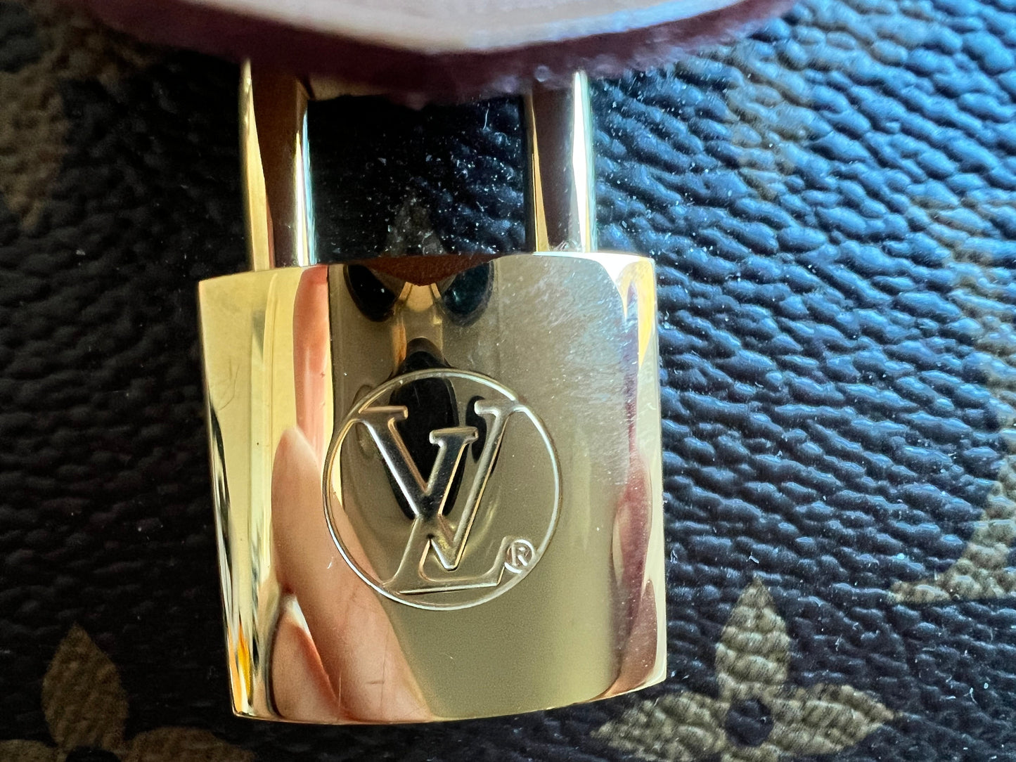 Louis Vuitton Rivoli MM Bag Monogram