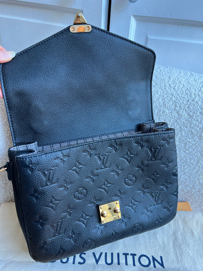 Louis Vuitton Pochette Metis Black Empreinte (RRP £2,200)