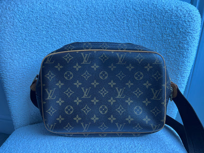 Lous Vuitton Reporter Monogram