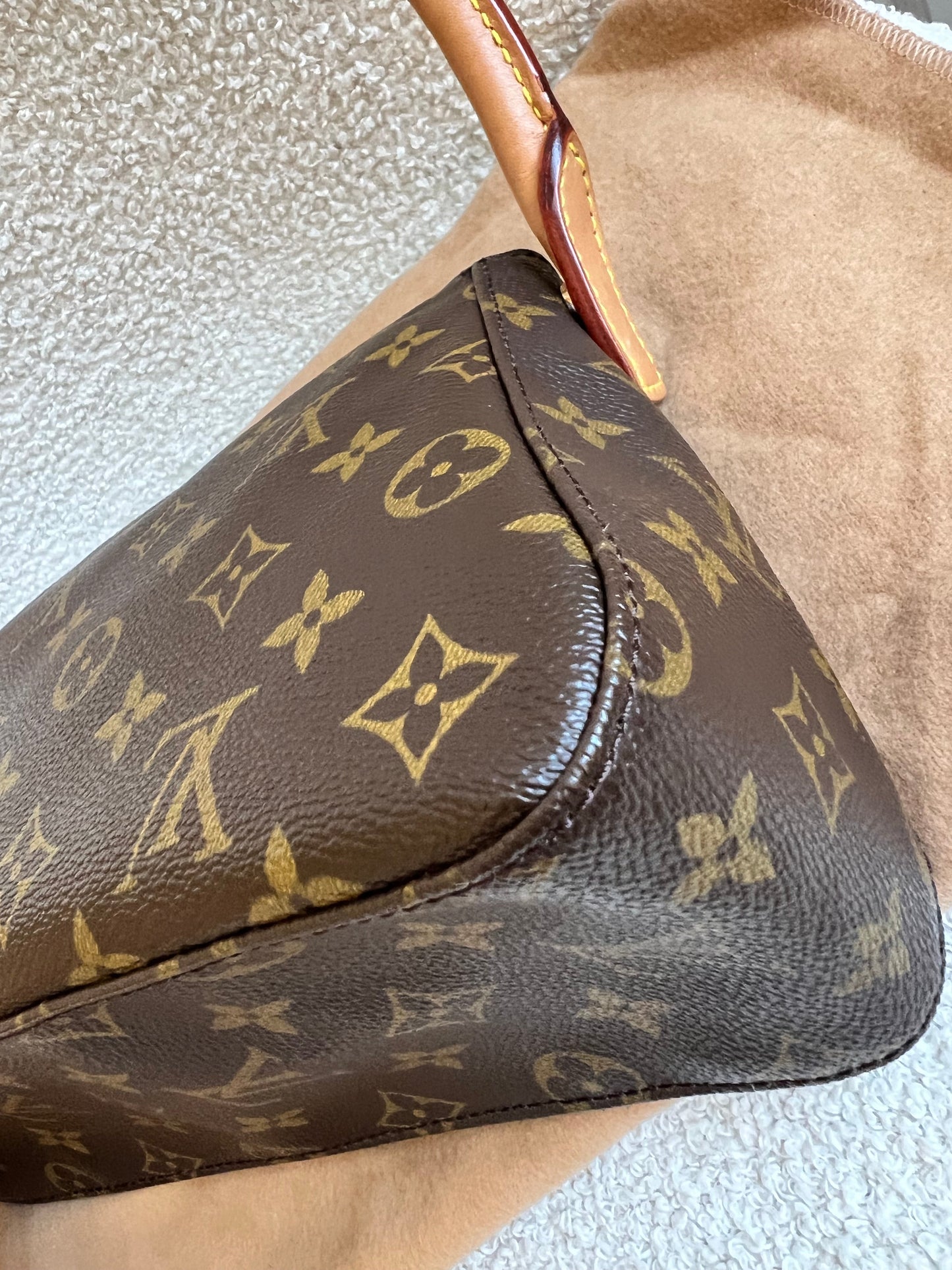 Louis Vuitton Looping Mini Monogram