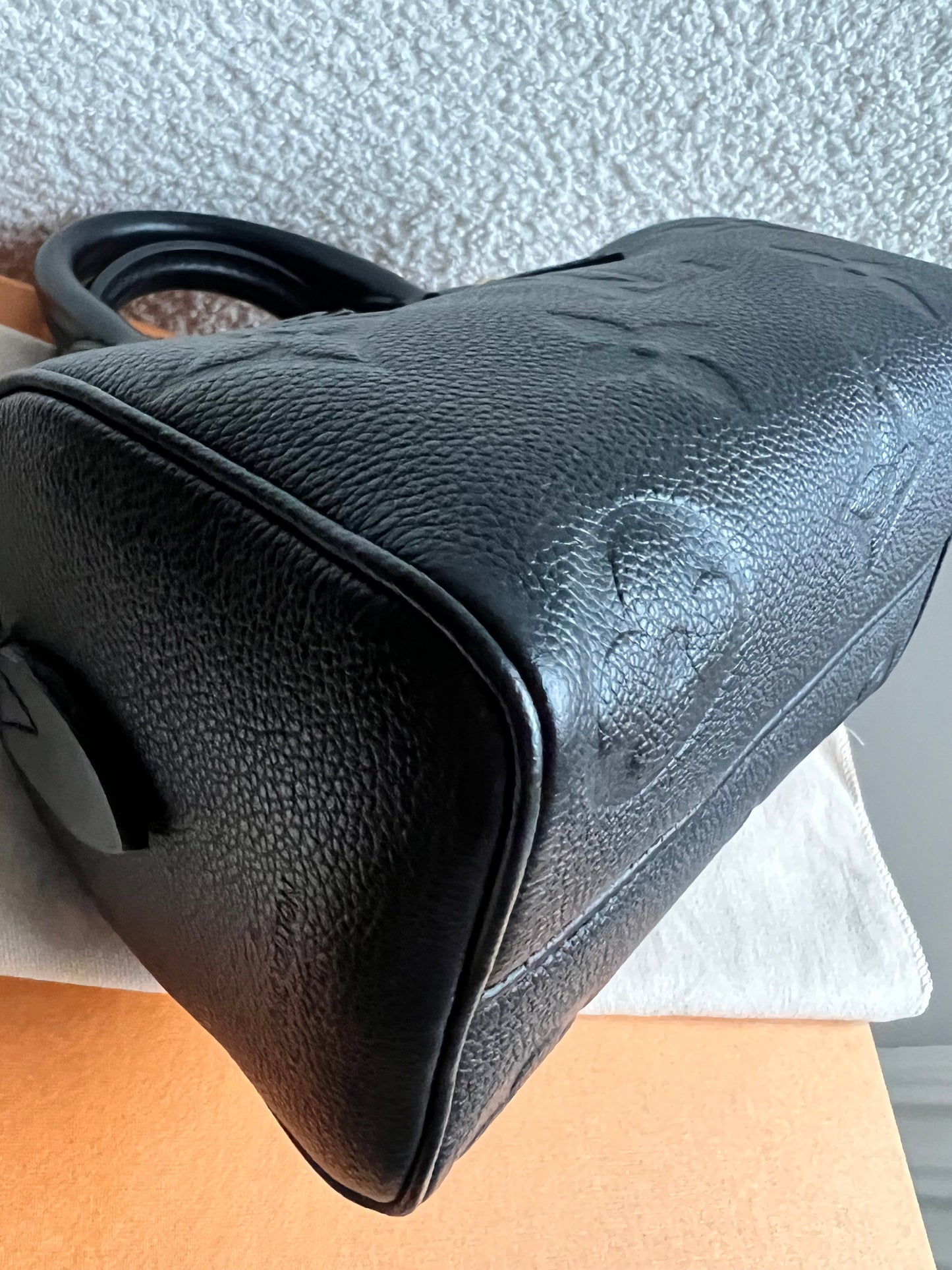 Louis Vuitton Speedy Black Empreinte Bandouliere 20 (RRP £1960)