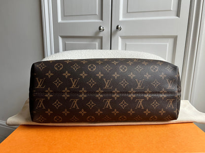 Louis Vuitton Graceful MM Monogram (RRP £1,420)