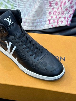 Louis Vuitton Rivoli Sneakers