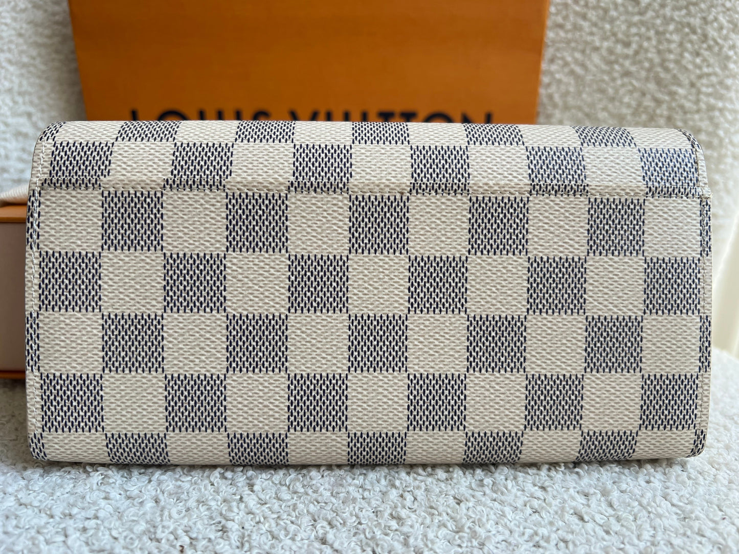 Louis Vuitton Sarah Wallet in Damier Azur (RRP £505)