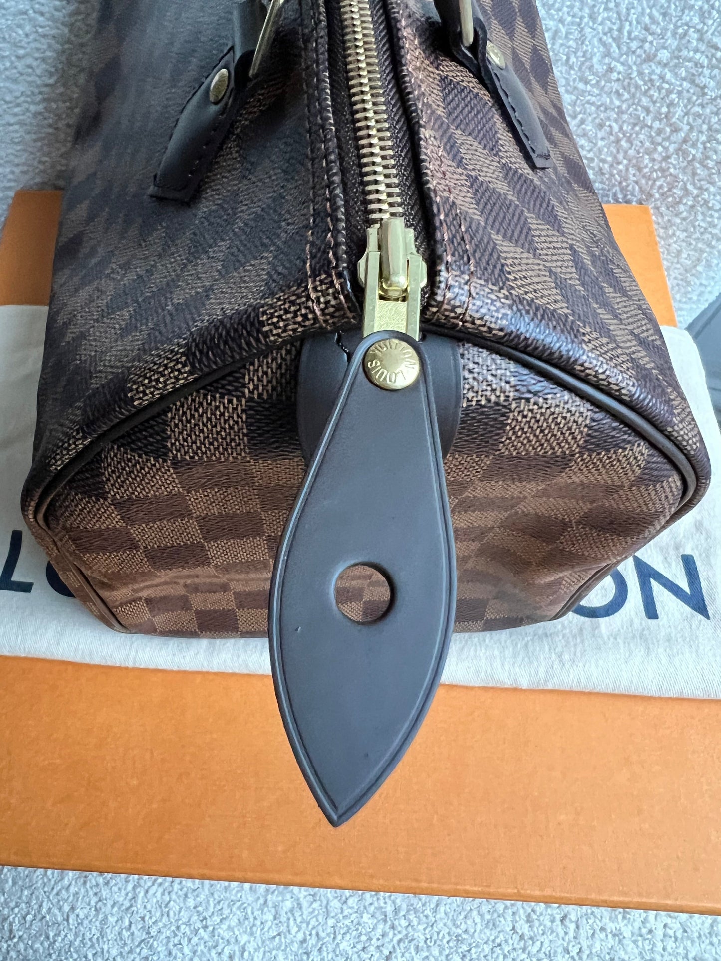 Louis Vuitton Speedy 30 Damier Ebene (RRP £1240)