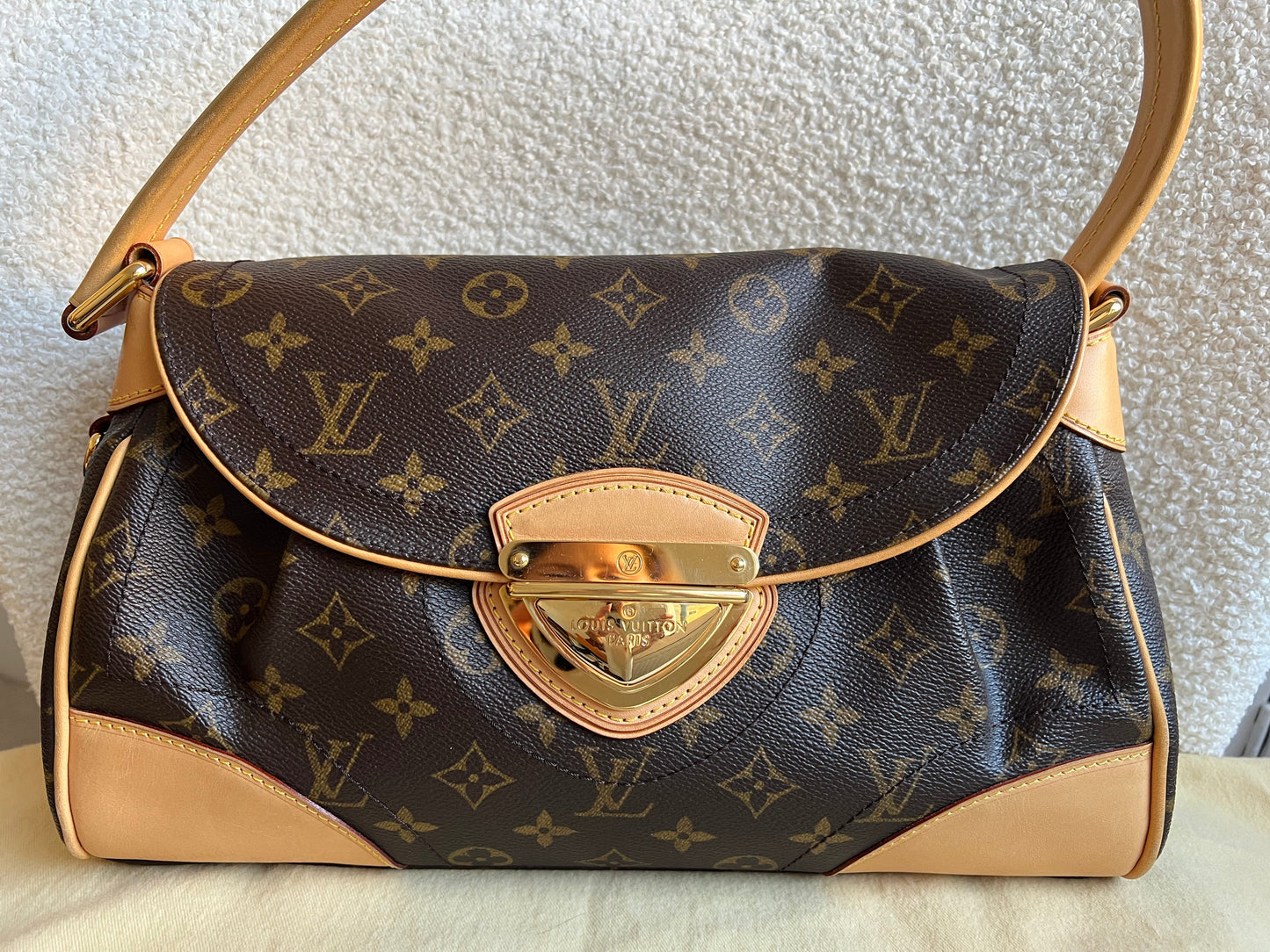Louis Vuitton Monogram Beverly MM
