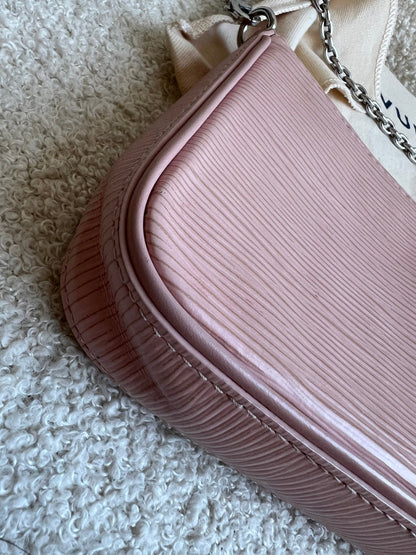 Louis Vuitton Easy Pouch Rose Ballerine Epi