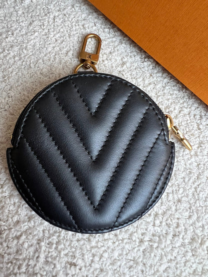 Louis Vuitton Black New Wave Multi Pochette (RRP £2070)