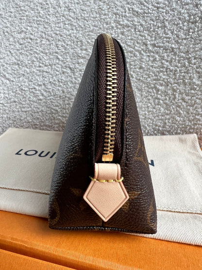 Louis Vuitton Cosmetic Pouch PM Monogram (RRP £415)