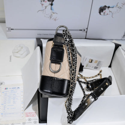 Chanel Luxury Handbag Style 468