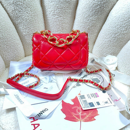 Chanel Luxury Handbag Style 425