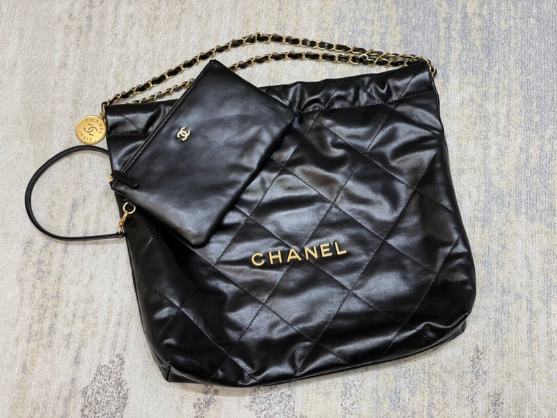 Chanel Luxury Handbag Style 302