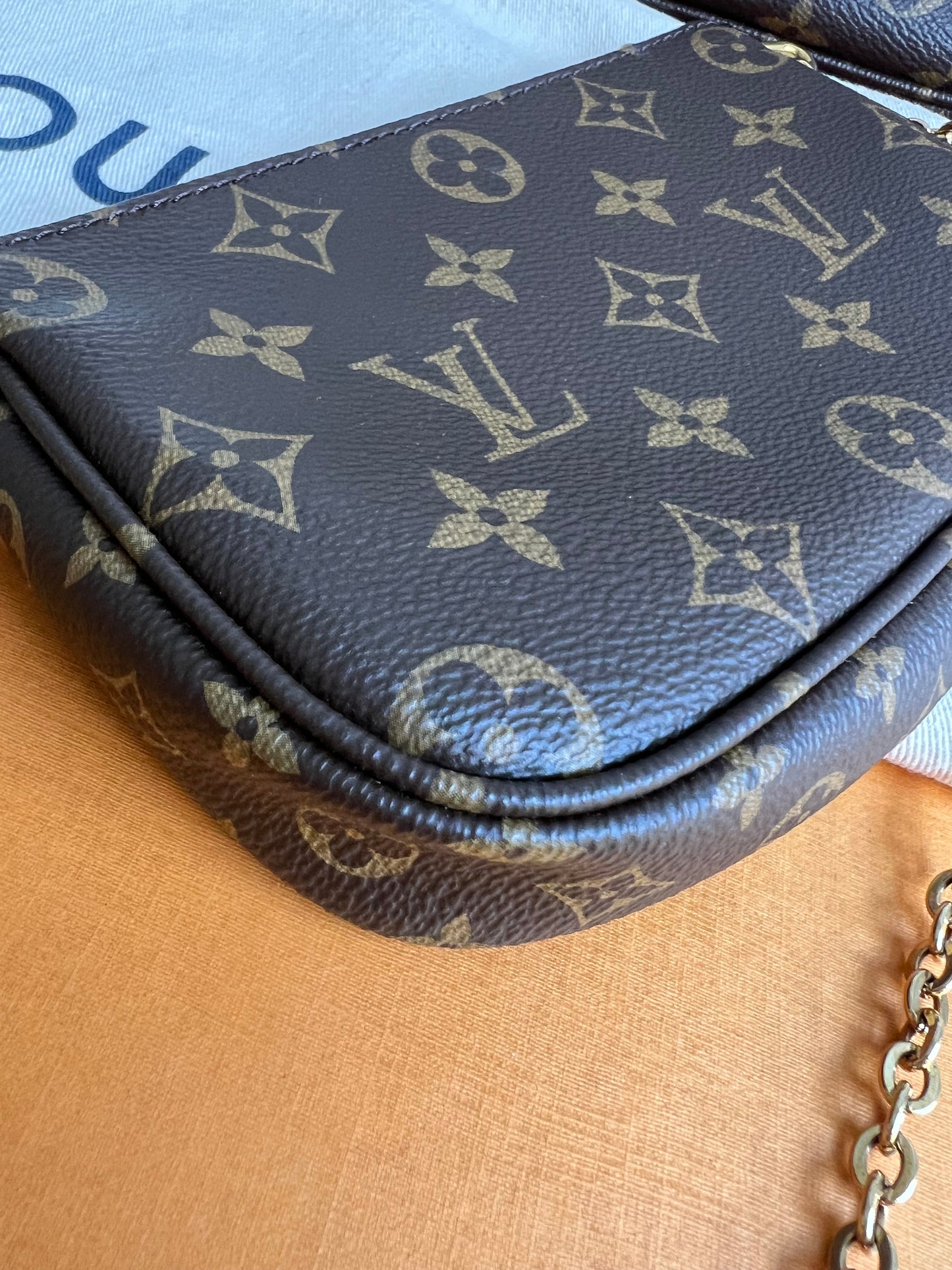Louis Vuitton Multi Pochette Accessoires Rose Chiaro (RRP £2070)
