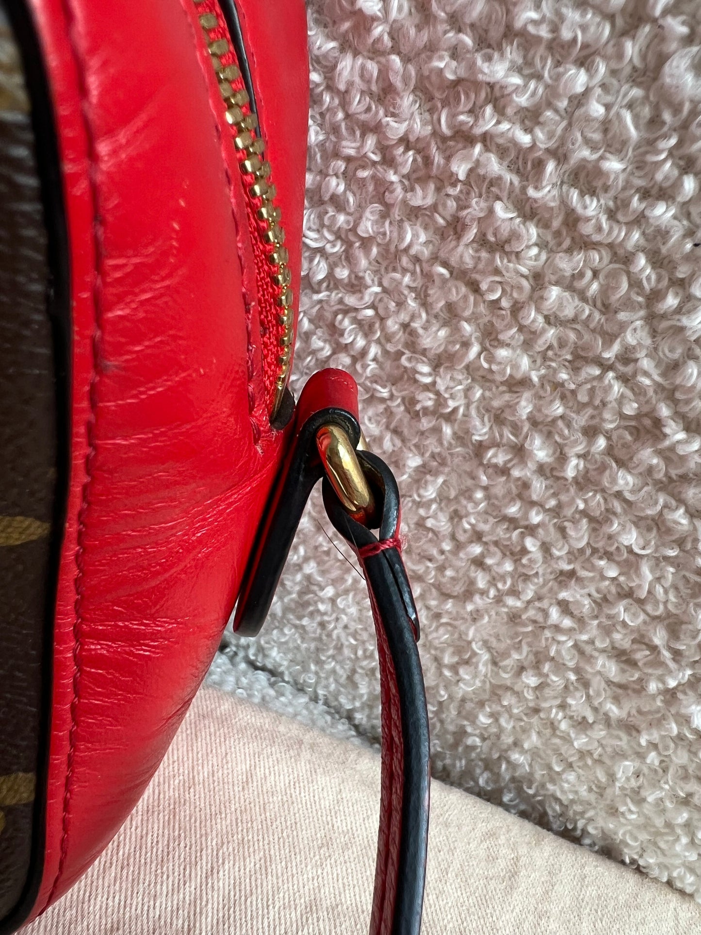 Louis Vuitton Saintonge Monogram Red