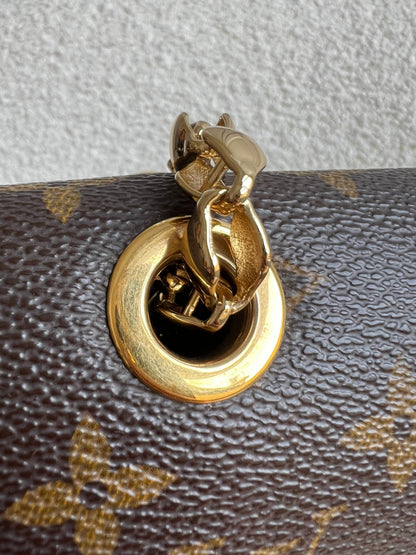 Louis Vuitton Victoire Monogram and Black (RRP £2000)