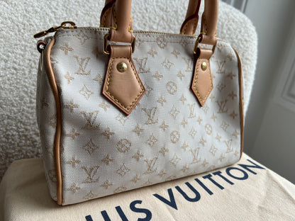 Louis Vuitton Speedy Bandouliere 20 Mastic Cream (£2420)