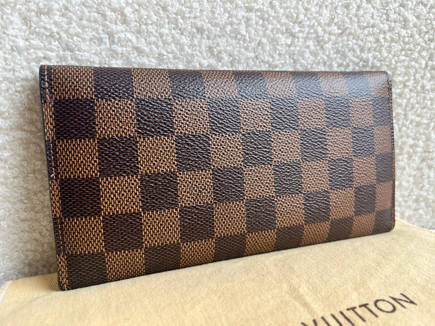 Louis Vuitton Josephine Wallet in Damier Ebene (RRP £370)