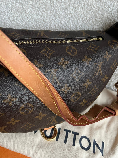 Louis Vuitton Bumbag in Monogram Canvas