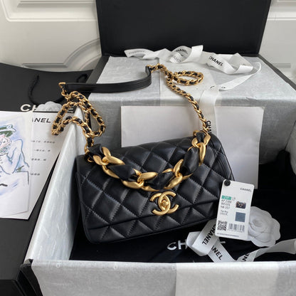 Chanel Luxury Handbag Style 626