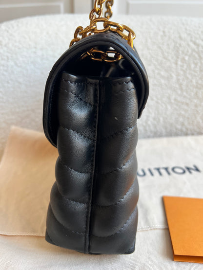Louis Vuitton Black New Wave Chain Bag MM (RRP £2310)