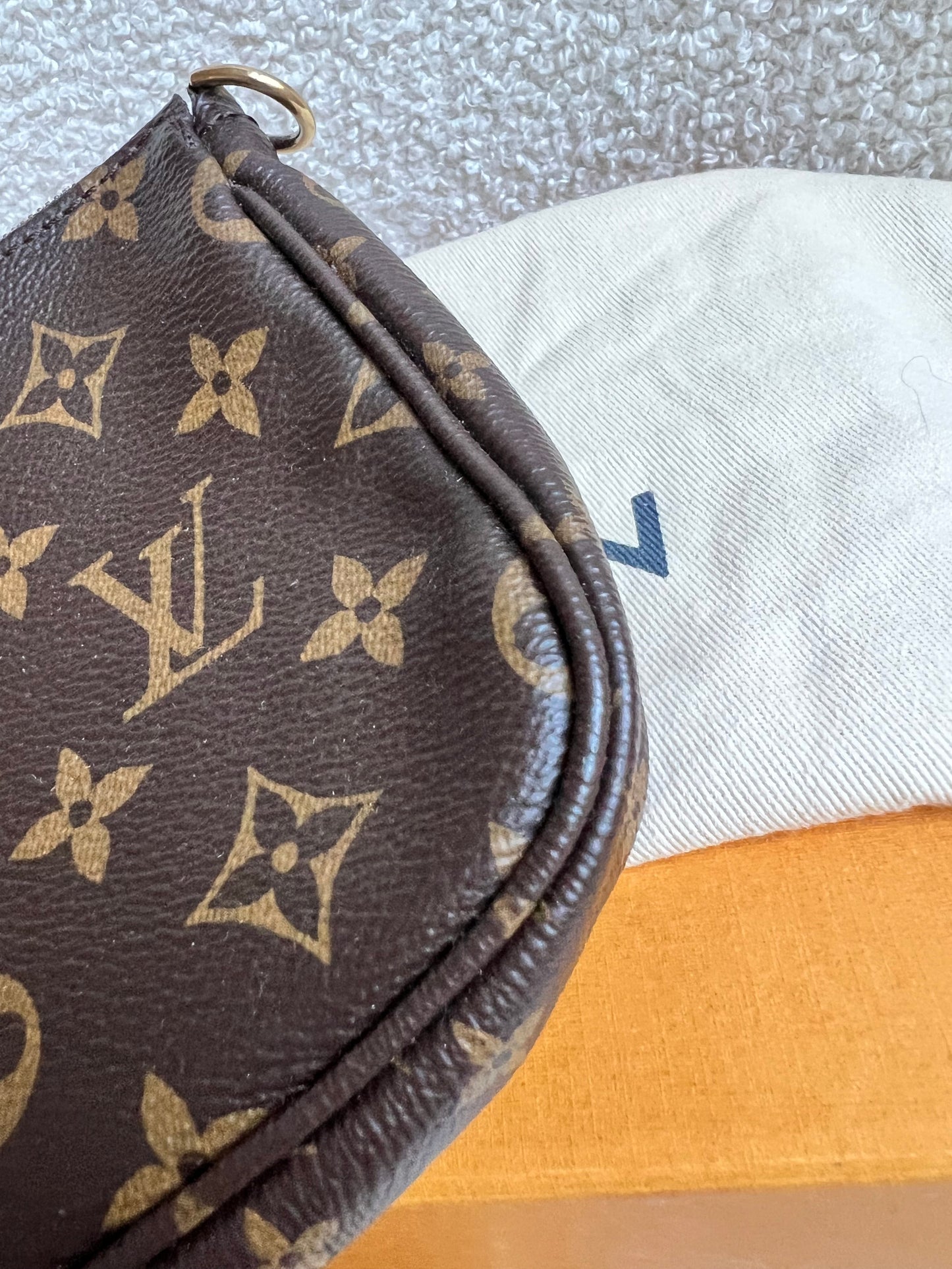 Louis Vuitton Multi Pochette Accessoires Rose Chiaro (RRP £2030)
