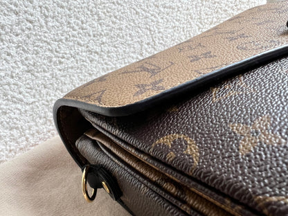 Louis Vuitton Pochette Metis Reverse Monogram (RRP £2,020)