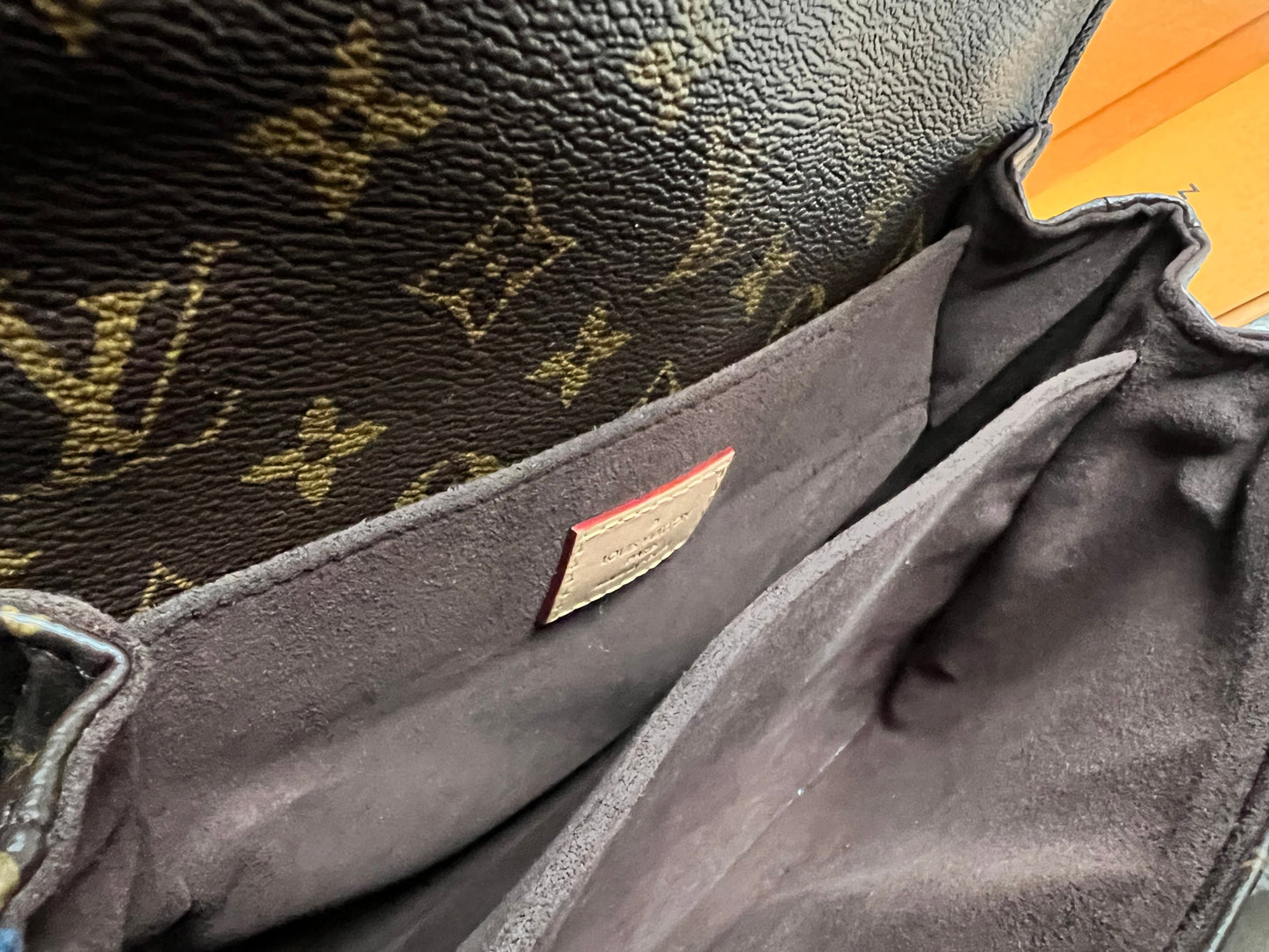 Louis Vuitton Pochette Metis Monogram (RRP £2,020)