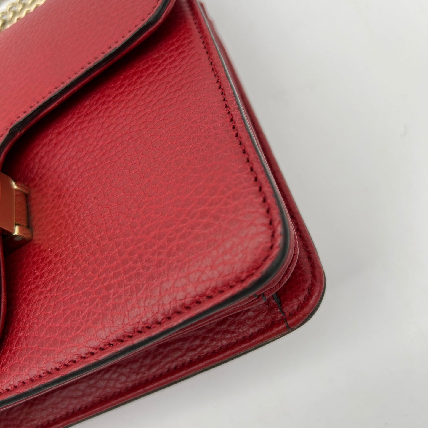 Gucci Interlocking Red Small Crossbody Chain Bag