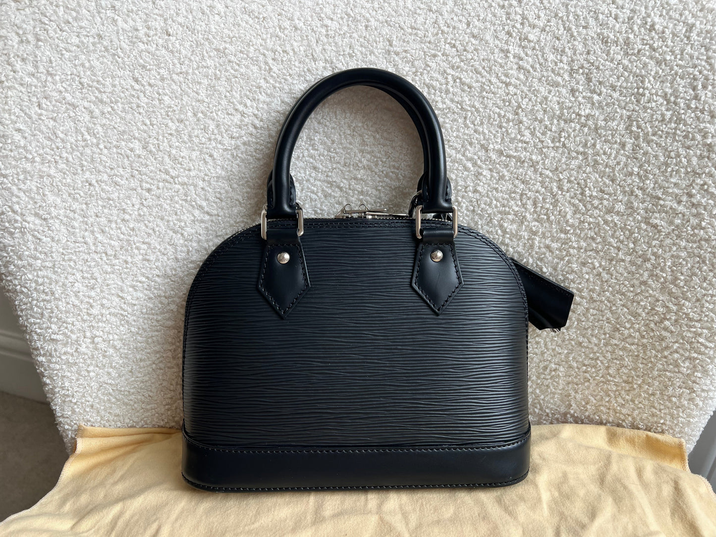Louis Vuitton Alma BB Black Epi (RRP £1540)