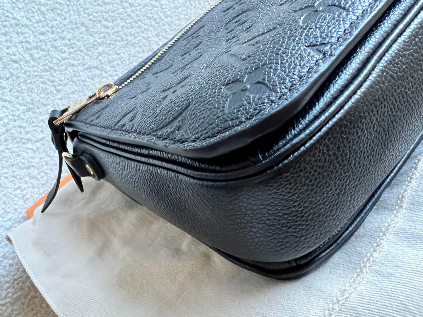 Louis Vuitton Pochette Metis Black Empreinte (RRP £2,200)