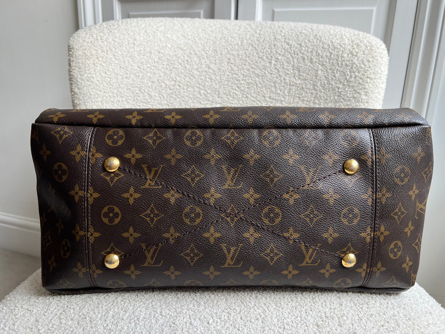 Louis Vuitton Artsy MM Monogram (RRP £1,940)