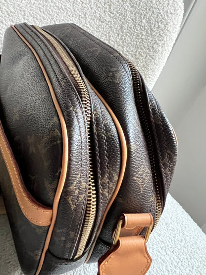 Lous Vuitton Reporter Monogram